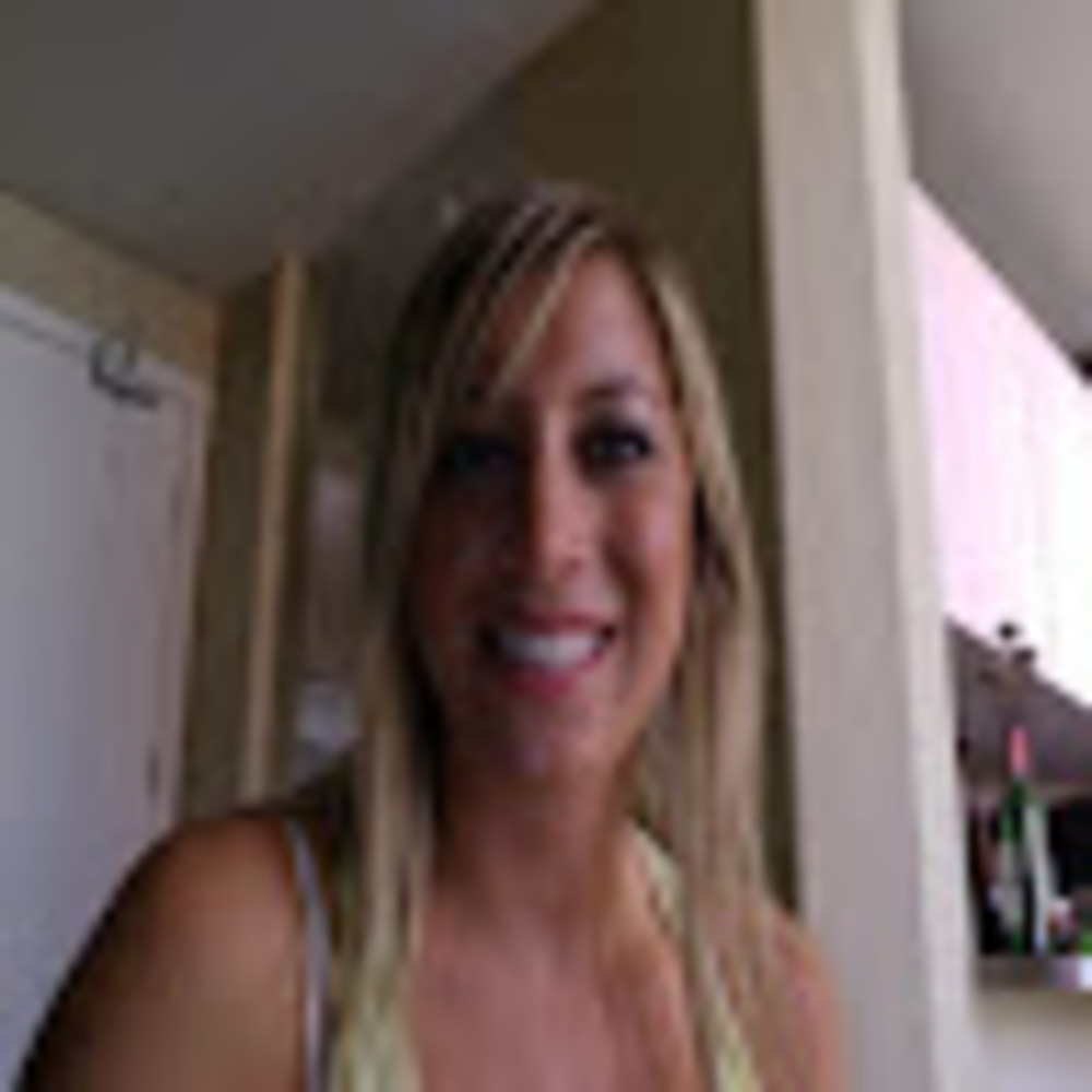 Meet your Posher, Elyse